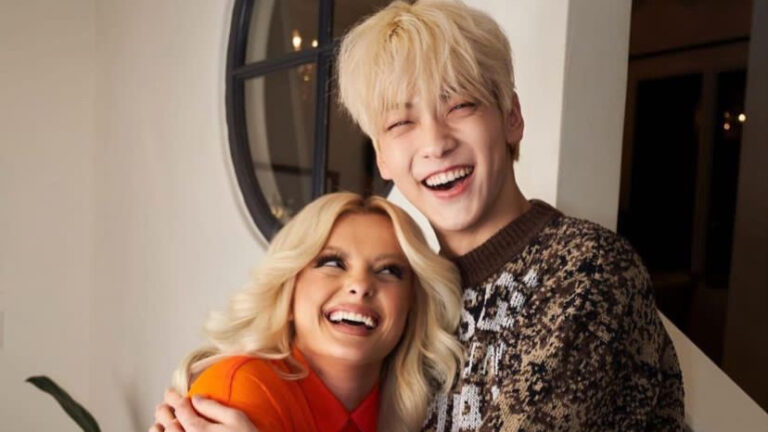 8CD1ED57-EA5A-4A5D-9B89-7E0A8CED897A