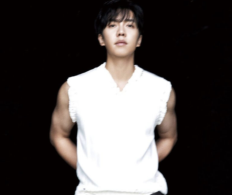 01DC7FC1-9644-4443-A901-AF880ADFBB02