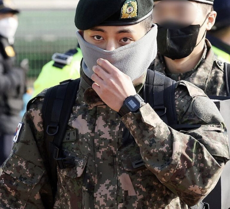 7DCA937E-F9E9-447C-9841-177316106747