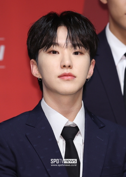 A9C40D67-7DB0-4E43-84F3-690555BB6CDC