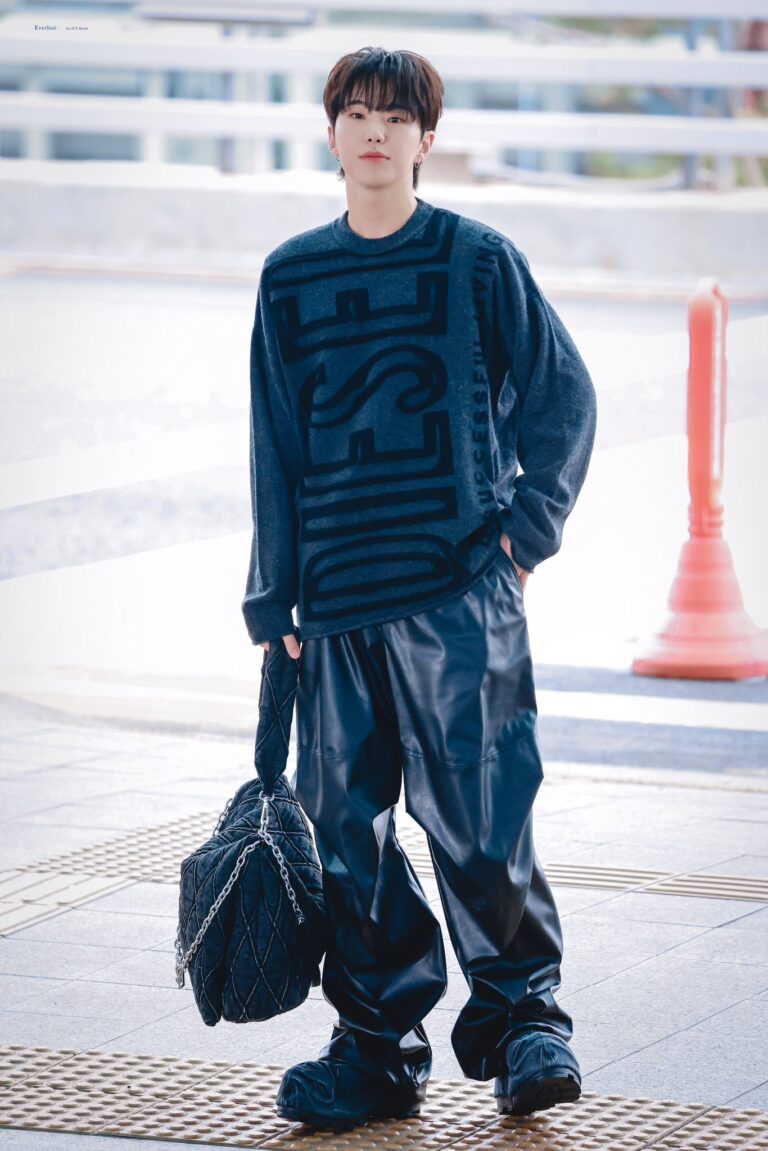 C40A8AC2-C2FB-4026-BFF4-D0A469B0A363