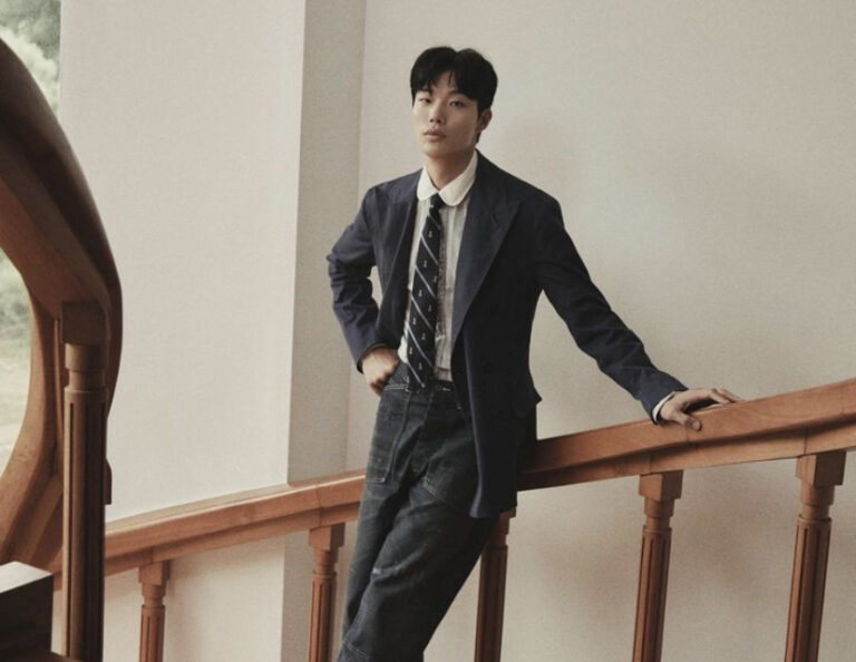 2CAB51E2-EB31-40A2-B862-C99164EF6BC8