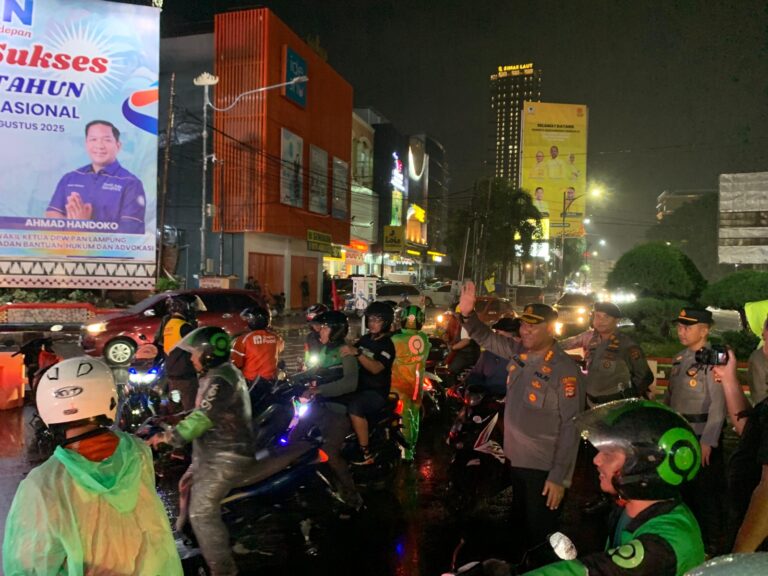 777083D7-DB50-4CCF-98E8-7736D2CB6479