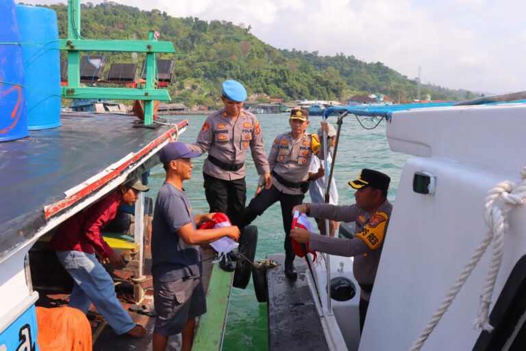 B03E2B72-C345-4B7C-99AA-BA5BF119CE8D