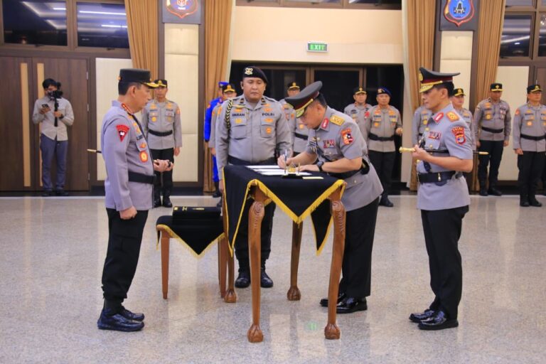 5a9265d8-996b-4afb-9b7f-58ba87f14c49